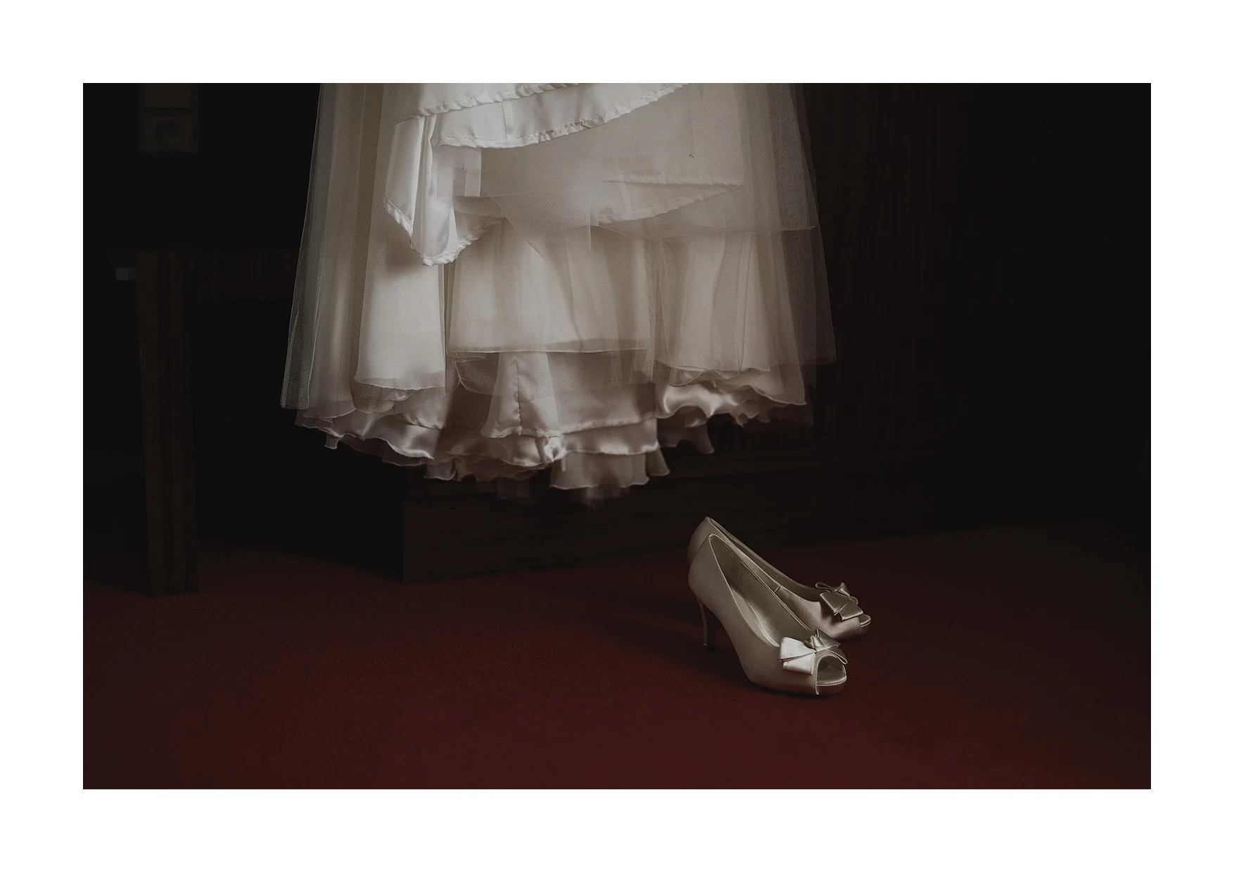 BOOK wedding2.jpg