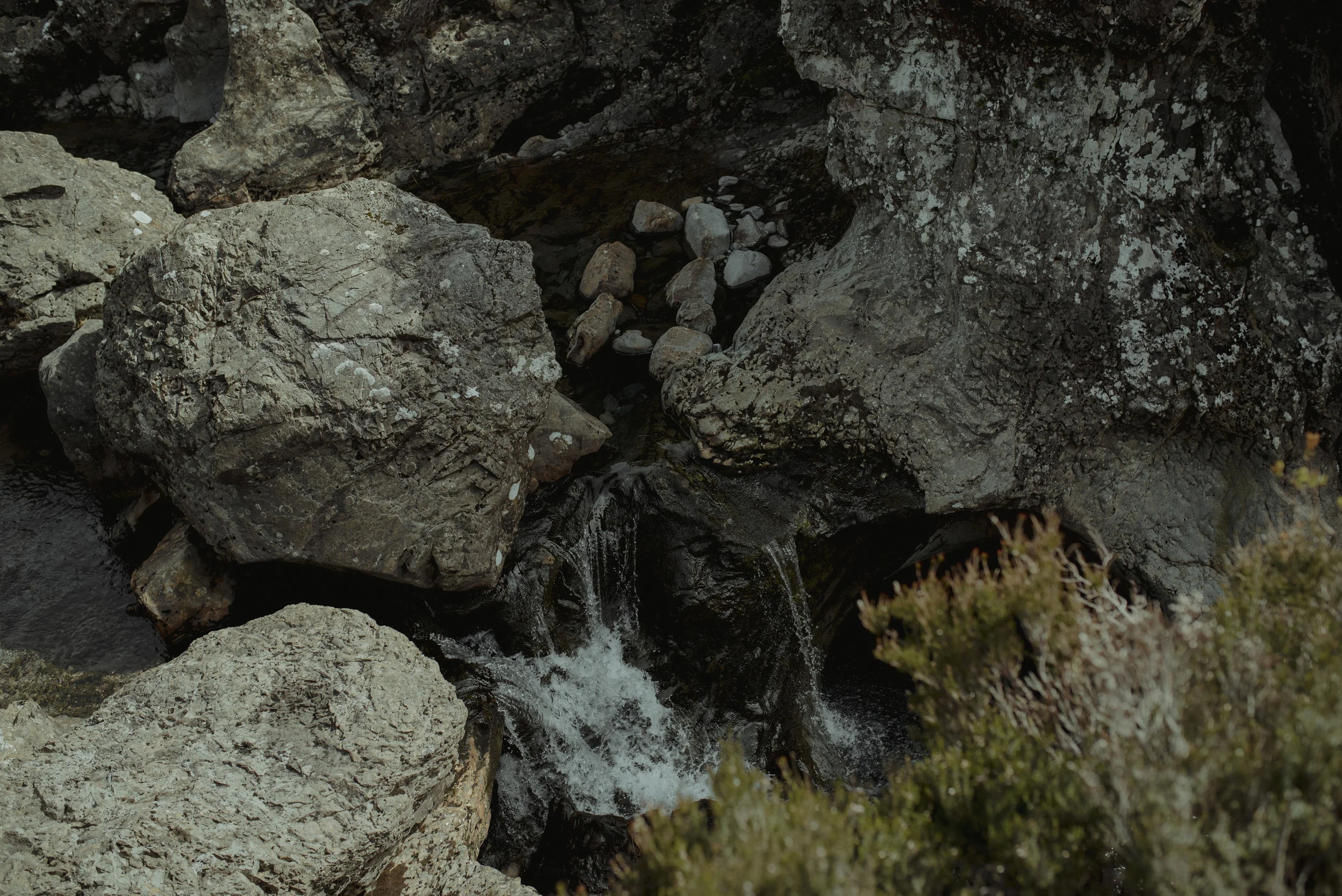 Isle of Skye Elopement15.jpg