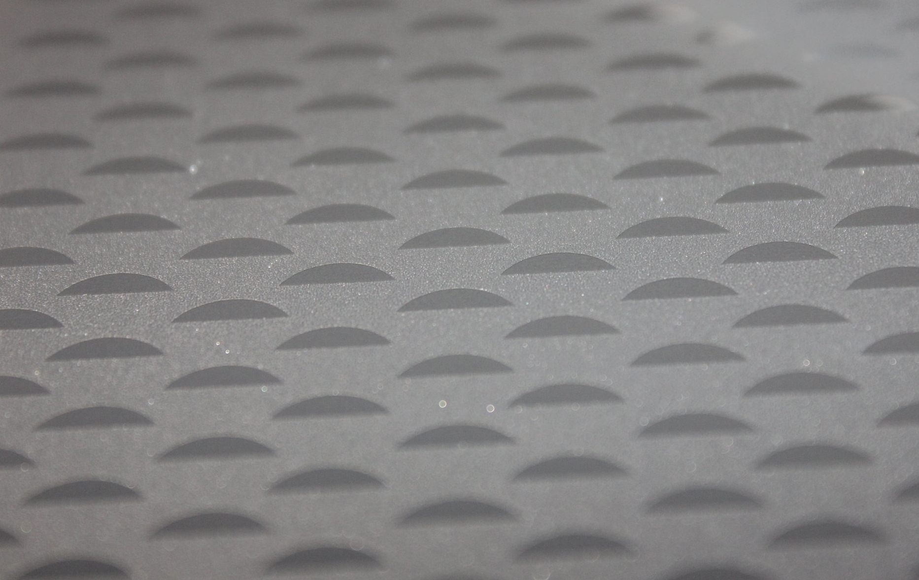 In the printed window shown above, you can see the effect that texture has on the color as the half moon shapes are untextured while the textured areas are lighter in color. 