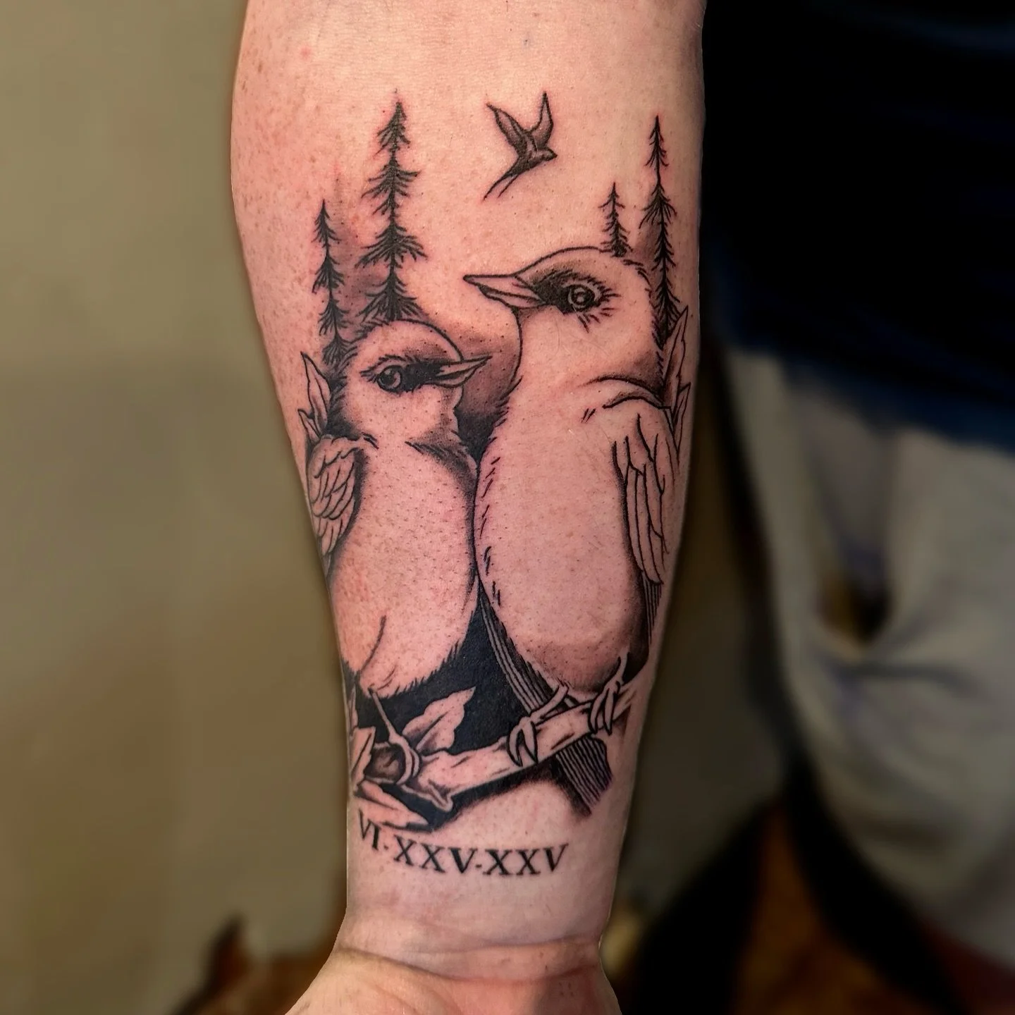 🕊️🌲

Memorial piece symbolizing an emotional moment with a powerful image. I&rsquo;m here for the good times and the hard times. Ready to bring your next tattoo idea to realization. Find me @crowcountytattoo and set some time up for your next piece