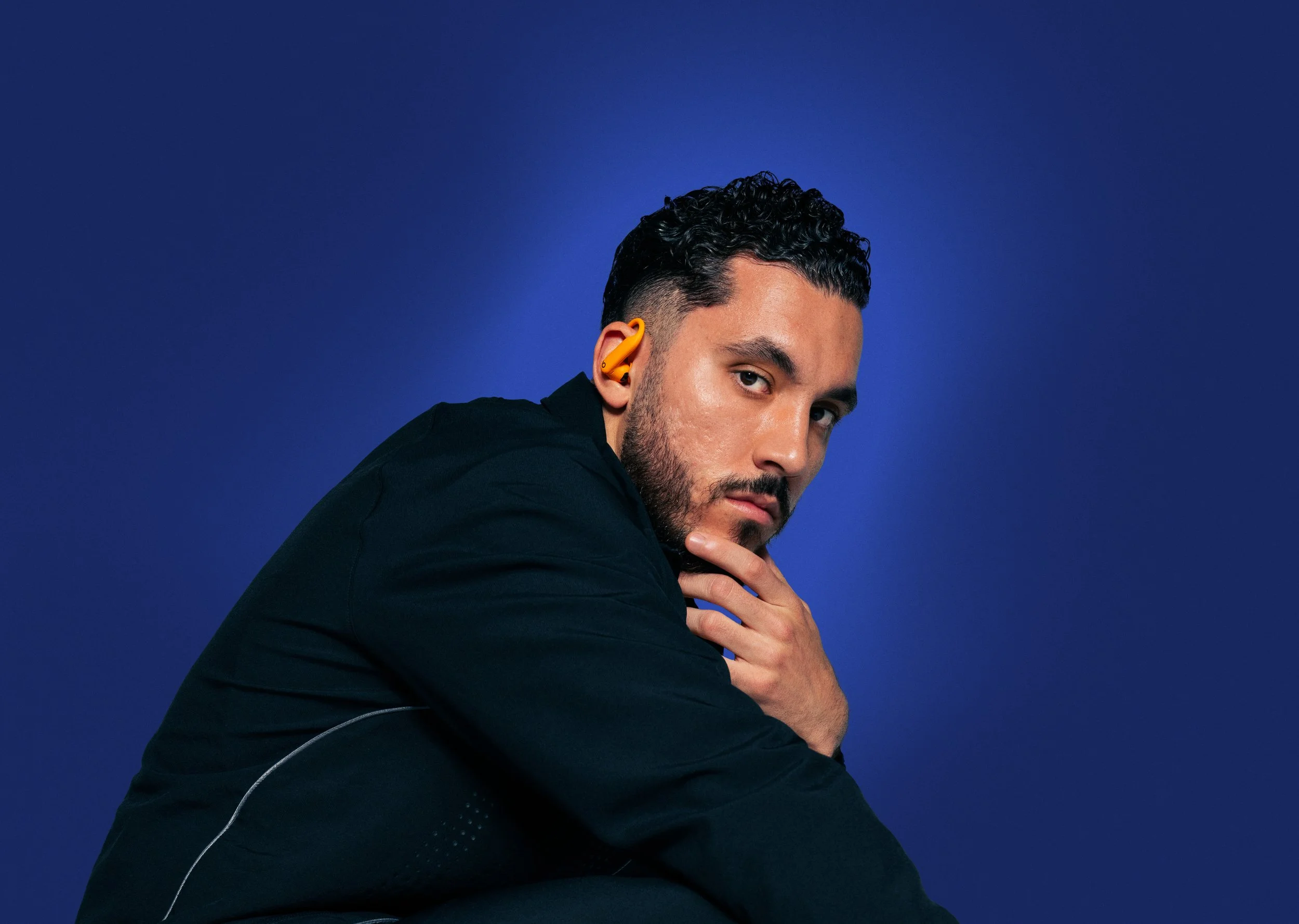 WC2026_Rayan_Cherki_Powerbeats Pro 2_0046_RGB_v3.jpg