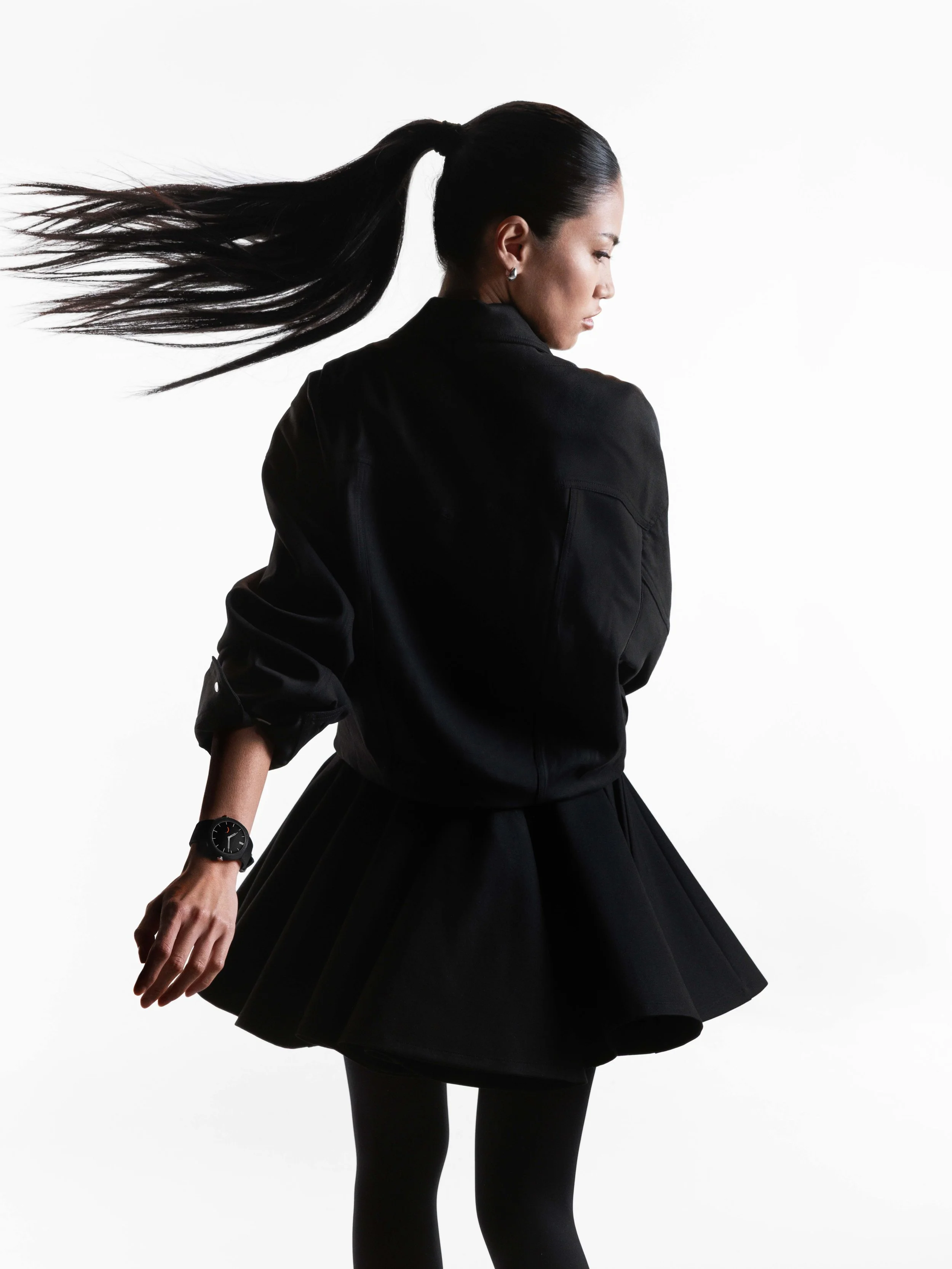 Womens_Black_Look_002-(4x3).jpg