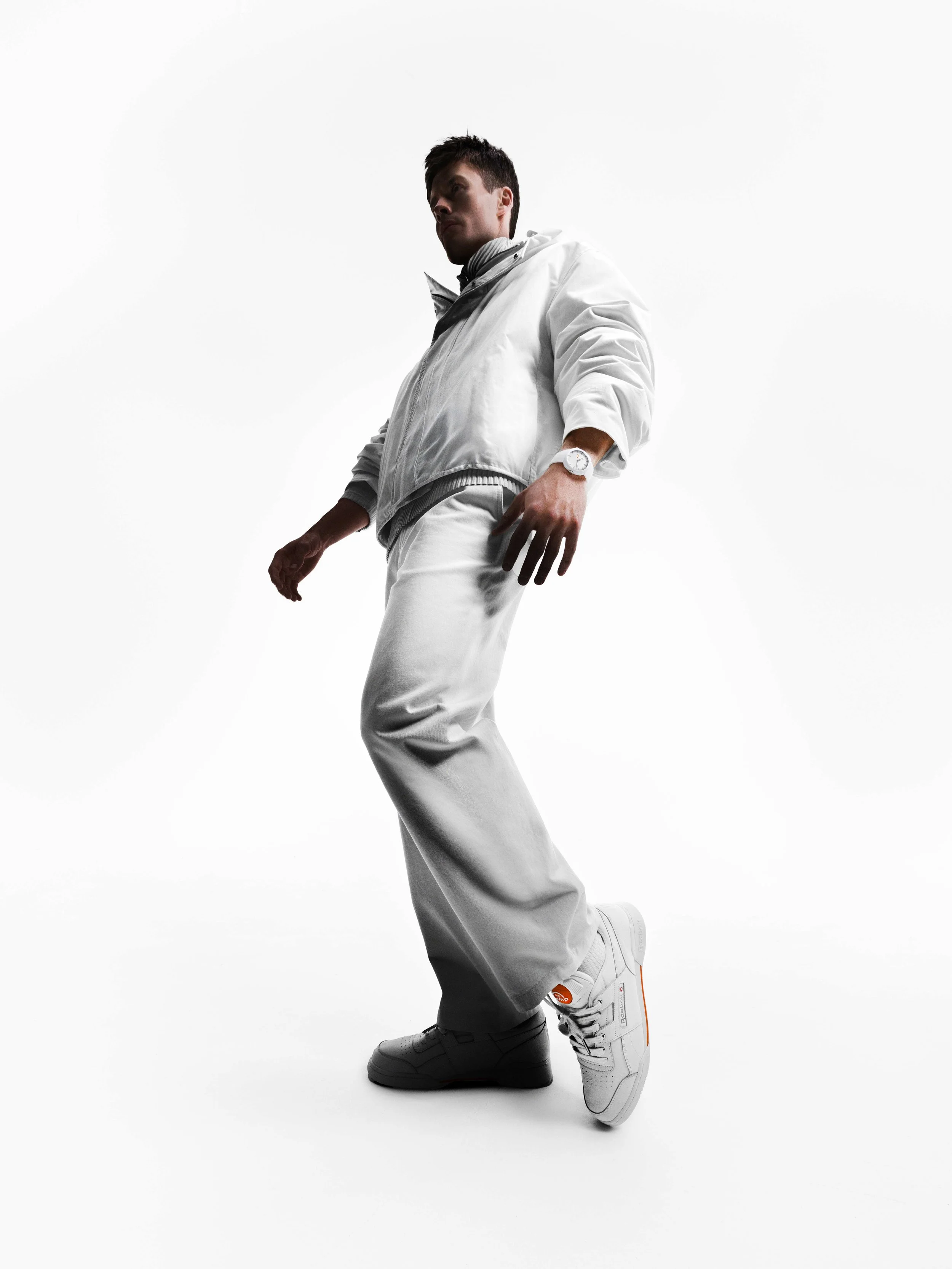 Mens_White_Look_001-(4x3).jpg