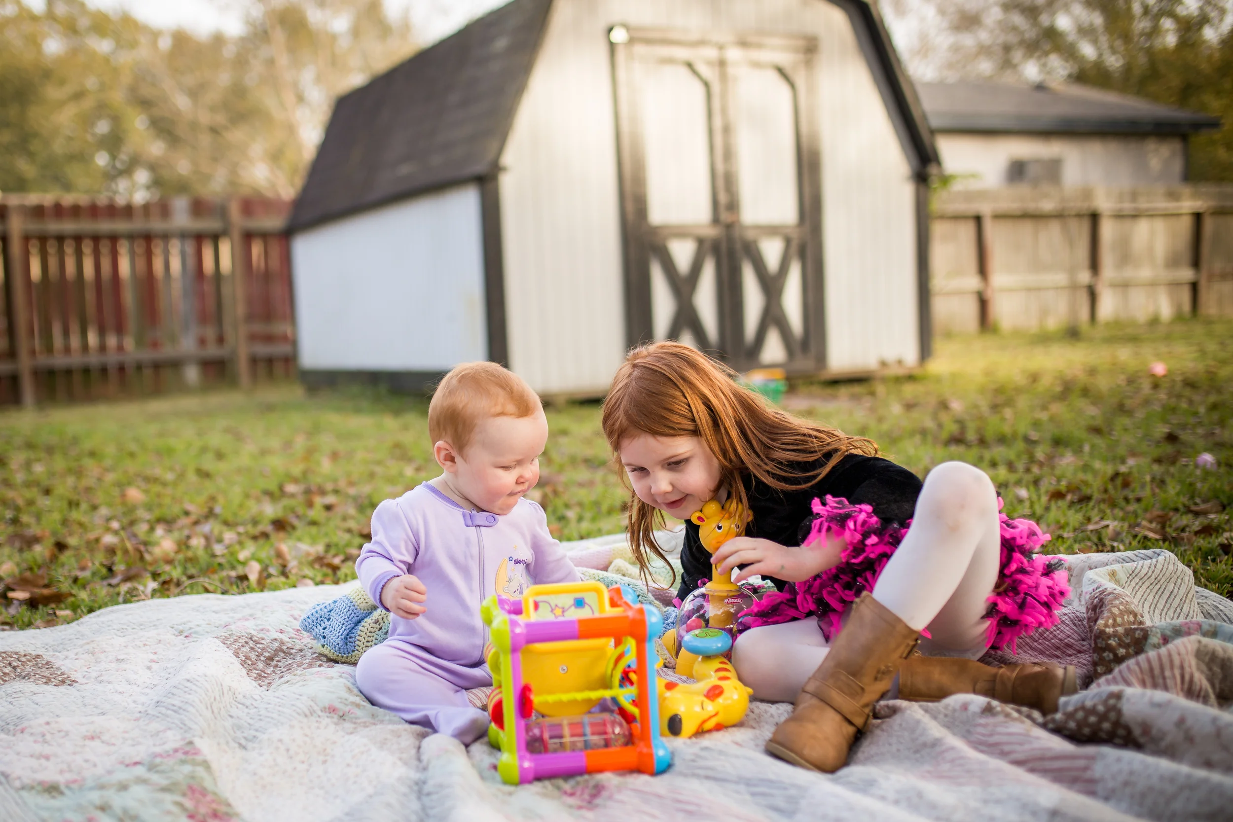 cypress texas child photographer. cypress texas family photography. sarah borchgrevink photography.