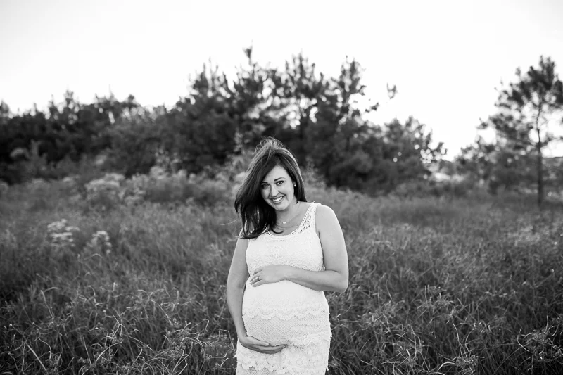 maternity photographer in cypress texas