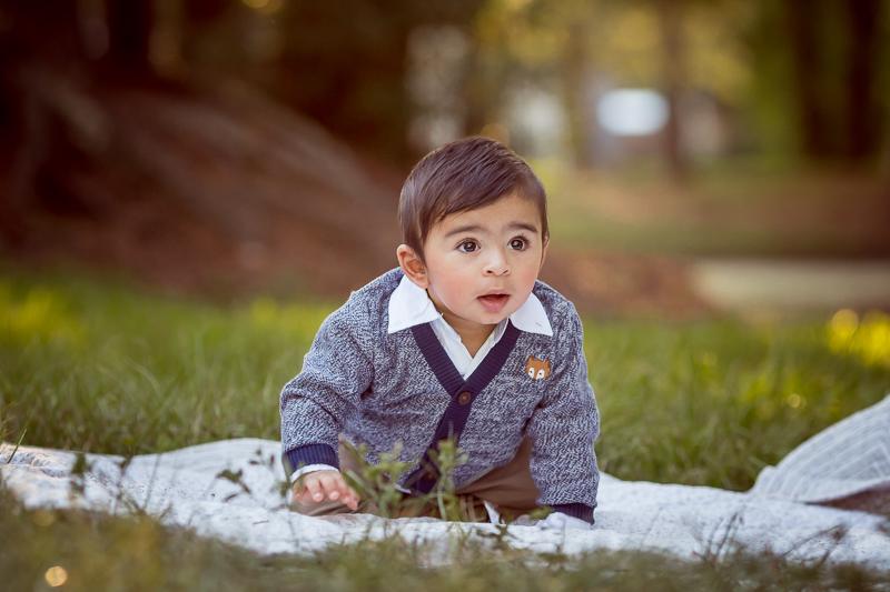 baby photographer outdoor session