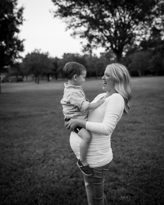 maternity_photographer_cypress_texas-67.jpg