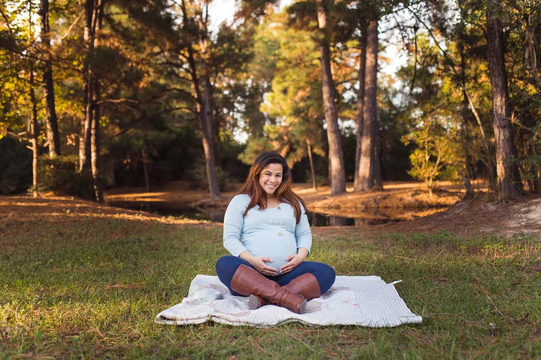 houston texas outdoor and natural light maternity portraits