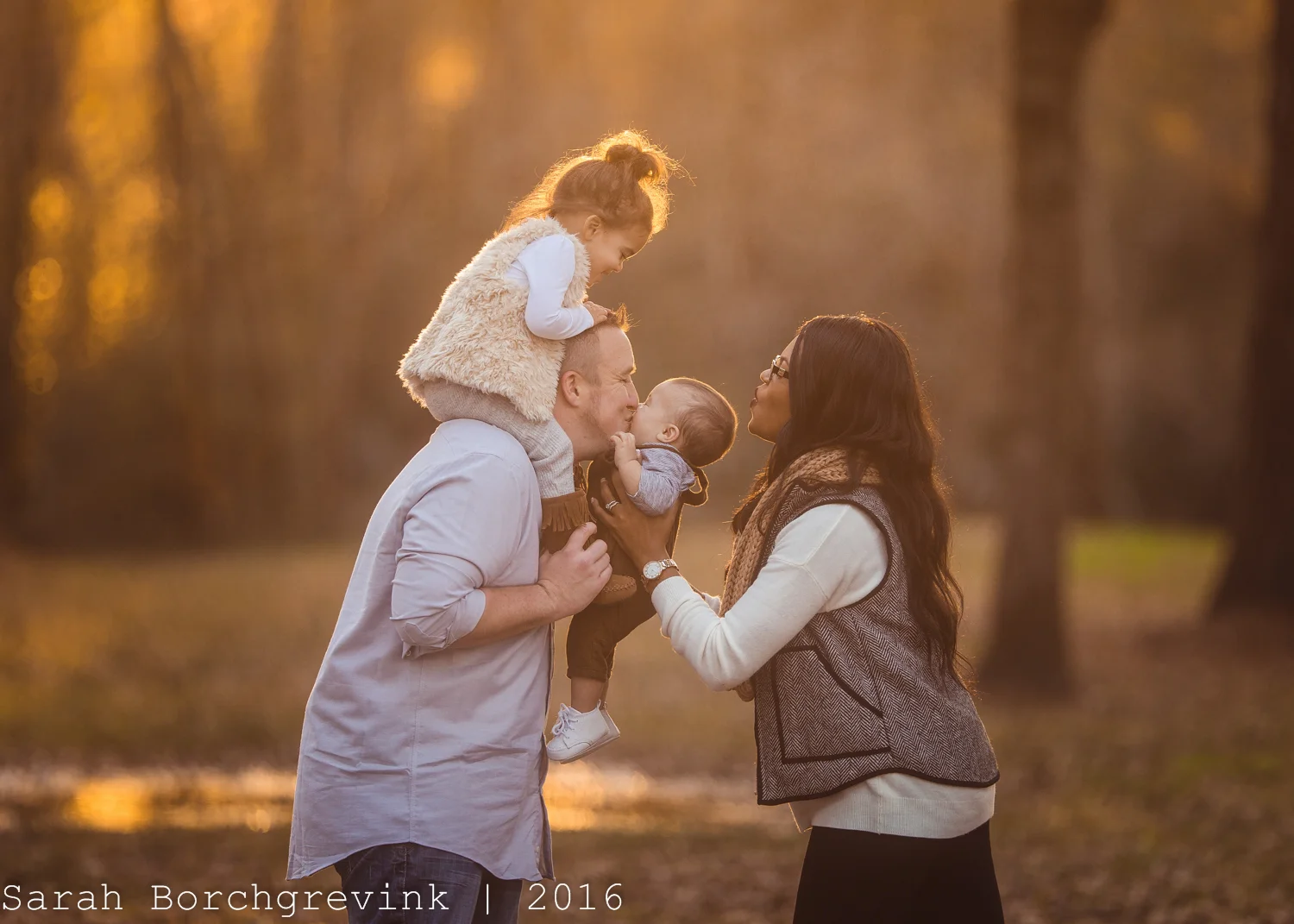 Best Outdoor Family Photography in Houston TX | Sarah Borchgrevink