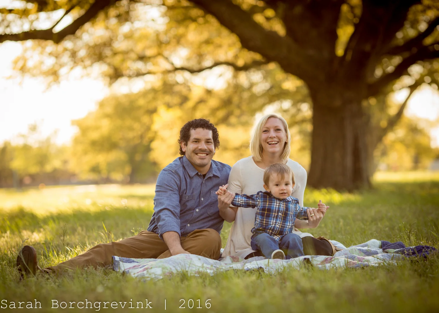 Spring TX Family Photography Session | Dancing in the wind
