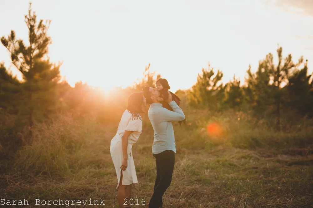 Fun Loving and Candid Natural Family Photo Shoot | Capturing Joy