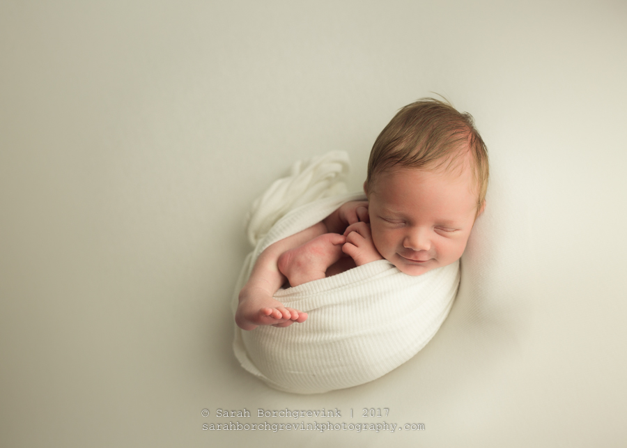 Newborn Boy Neutral Newborn Session.JPG