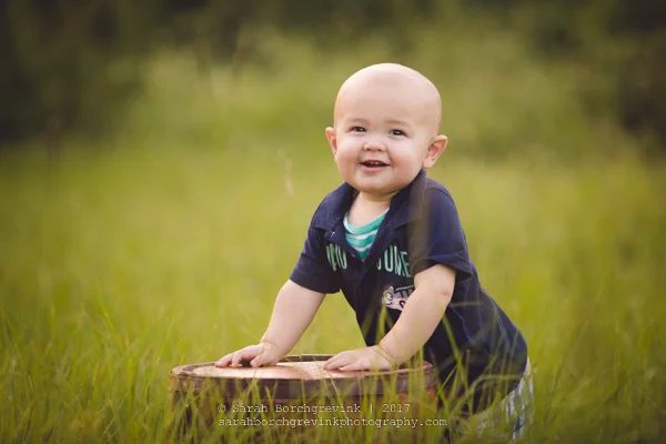 Outdoor Family First Birthday Session Cake Smash in Houston
