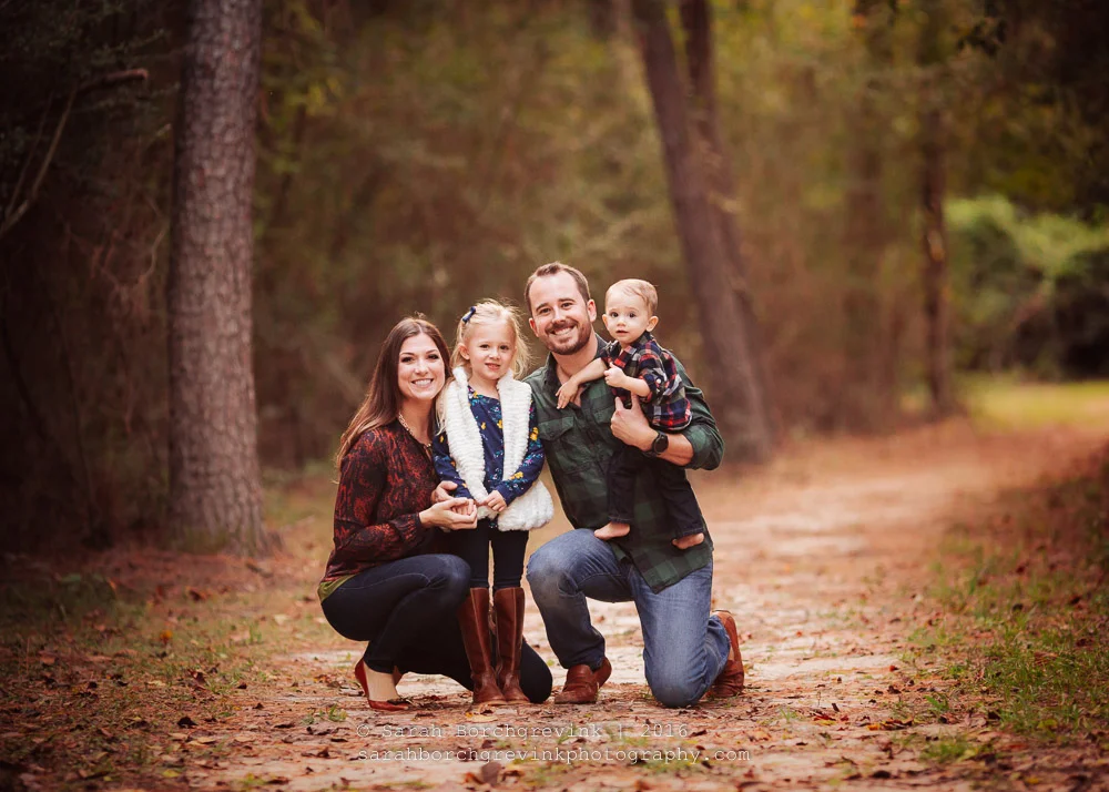 Five Simple Ways to Create Variety in Outdoor Fall Family Sessions