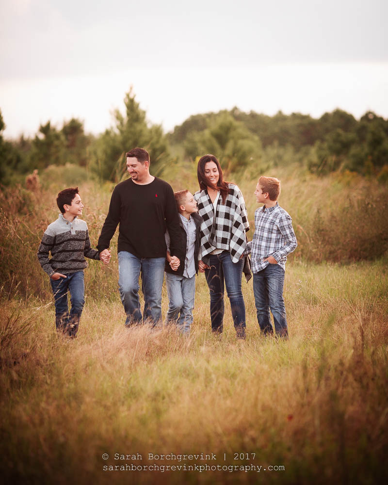 Teen Photoshoot Ideas and Themes during Family Photos