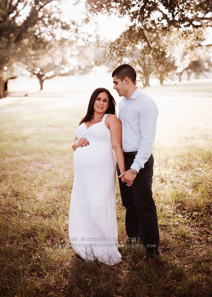 Maternity Picture Ideas with husband