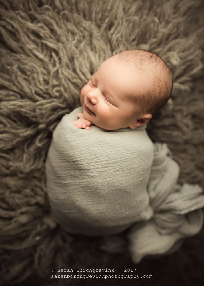 How to keep baby asleep during newborn session