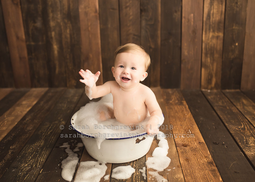Happiest Baby on the Block | Splish-splash Bubble Bath