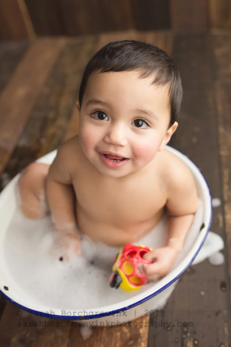 Prep Guide for Smash and Splash | Classic one Year Old Portraits