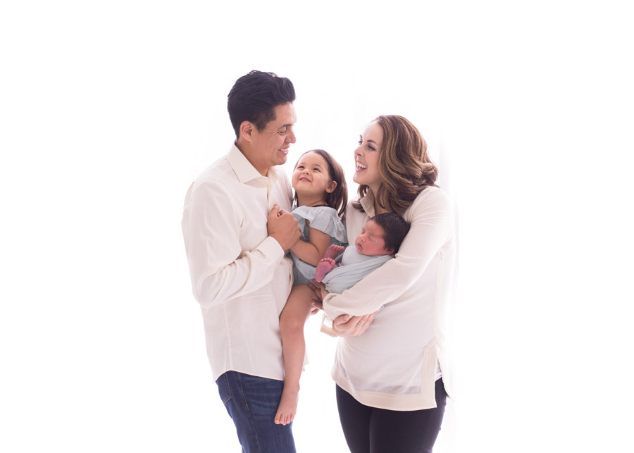 Family Photography Poses with Newborn