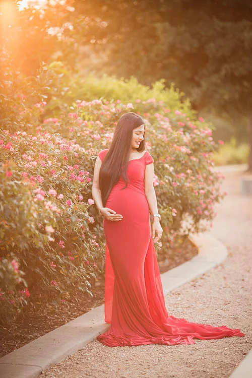 Family maternity portrait outdoor session