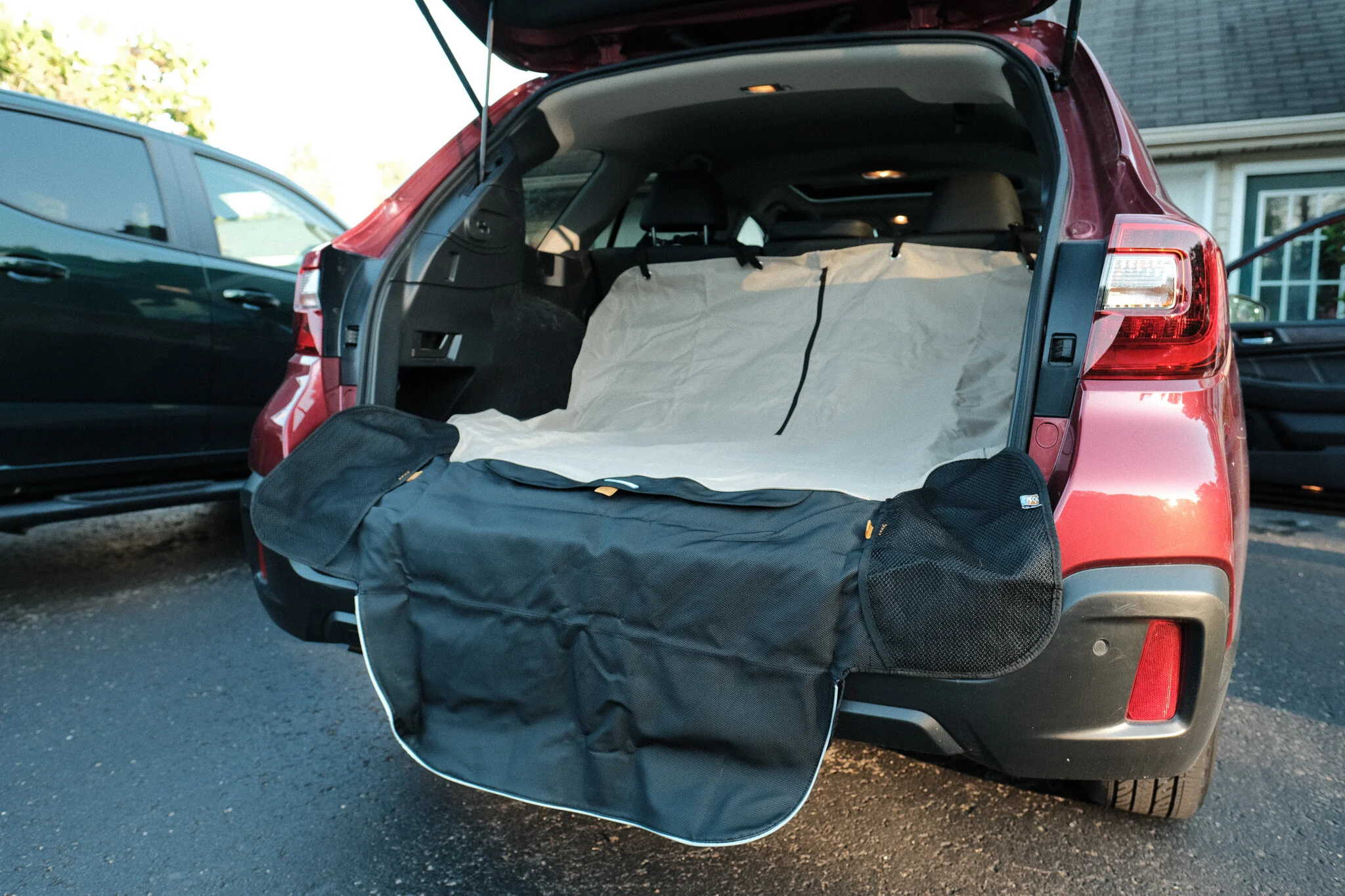 kurgo tailgate dumpster