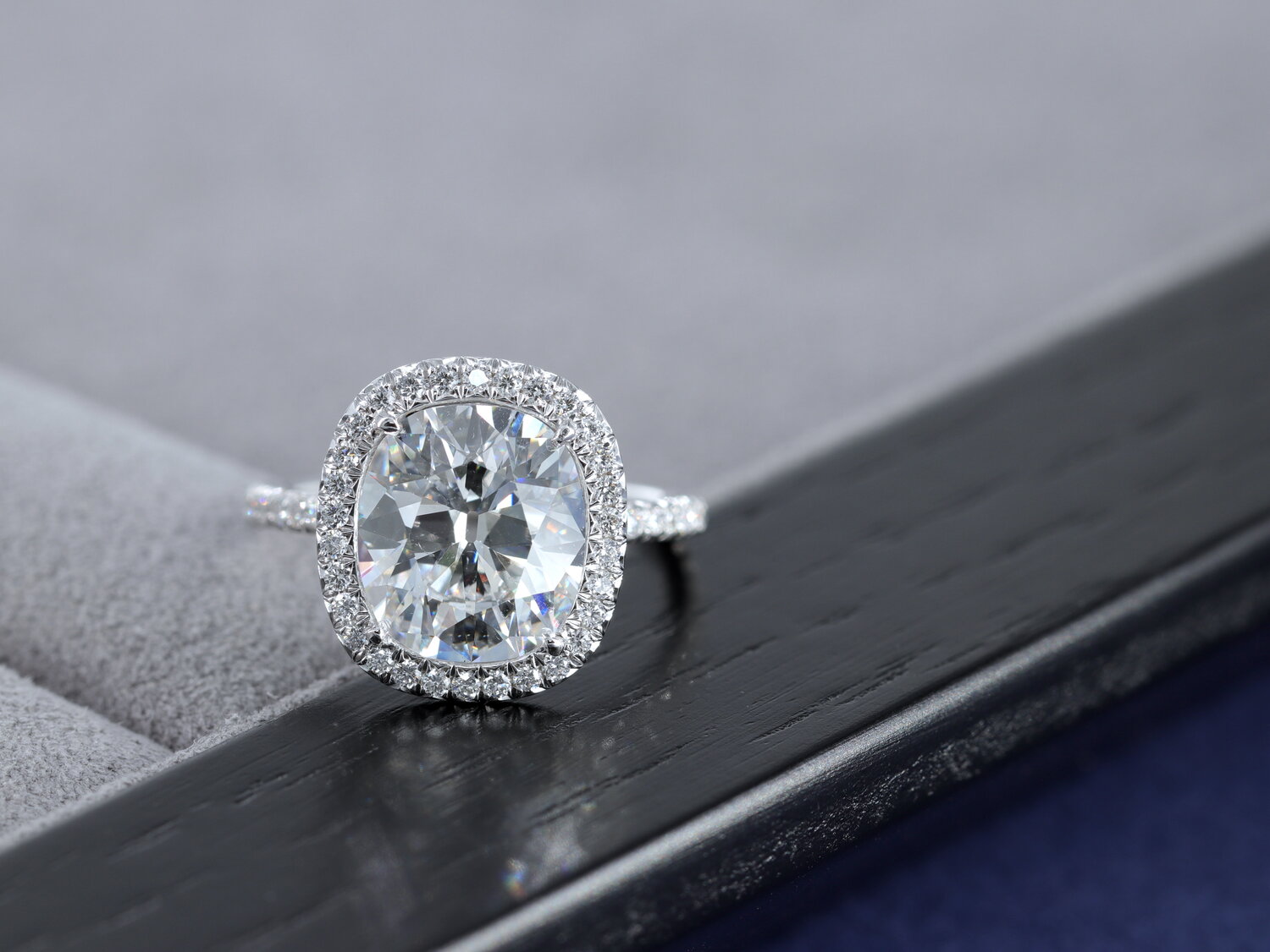 Meditatief gokken Verstoring Meridian Diamond Buyer | Sell Diamonds, Jewelry & Engagement Rings | Tampa,  Miami, New York