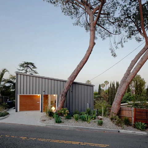 big-and-small-house-6.jpg