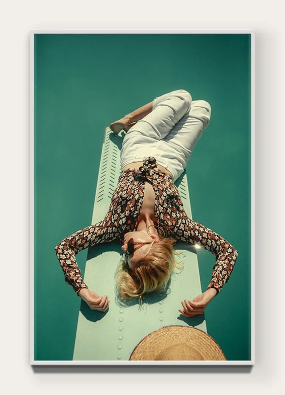 “ The Fantasist ” from “ Pavilion ” 54.6 x 36.4 cm Archival pigment print on 100% cotton rag. Edition of 5 + 1 AP View Collection 〉