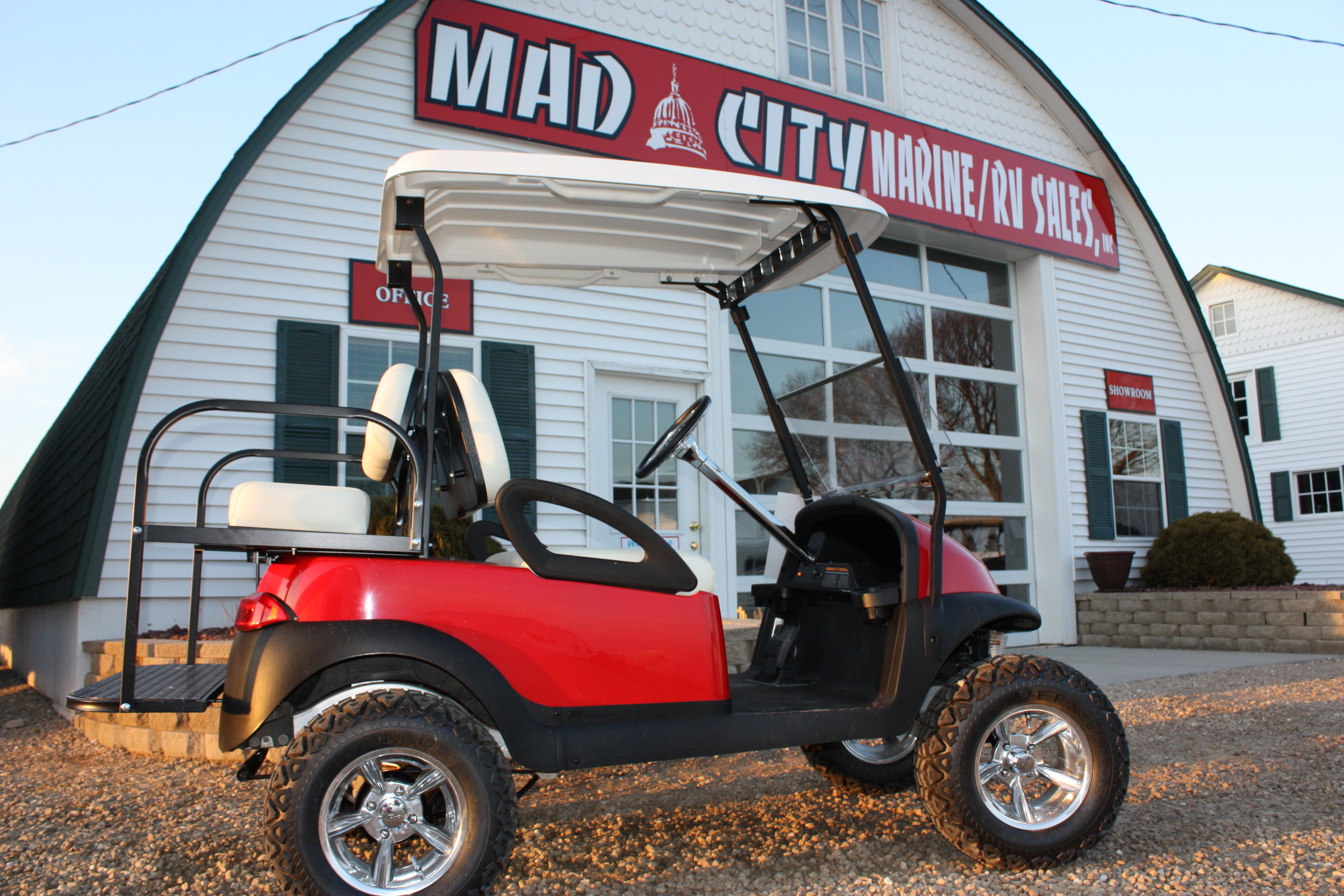 2010 Club Car - Red.JPG