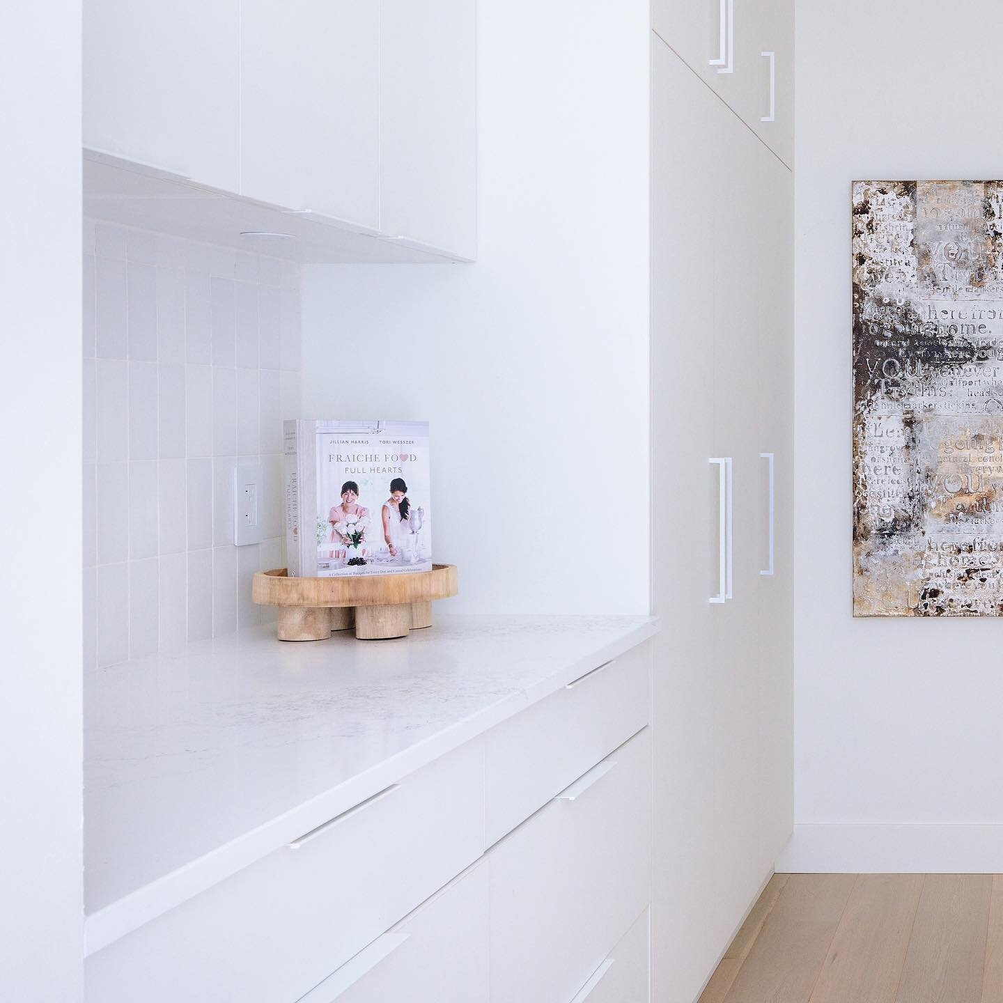 2 of 2 | don&rsquo;t you wish your pantry was this serene. There is just something about the white on white.
. 
We&rsquo;re loving this modern minimal colour scheme from our Kelowna project.  Tone on tone colour combinations are pretty popular these 