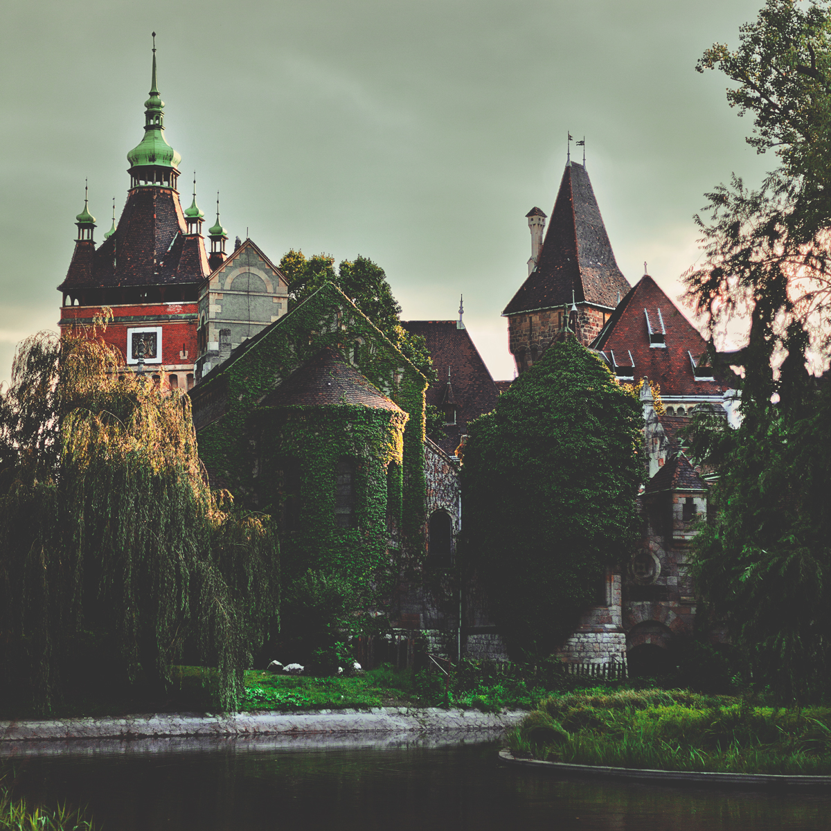 budapest-castle.jpg