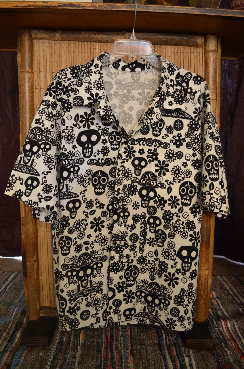 "Garden Skulls" Aloha shirt