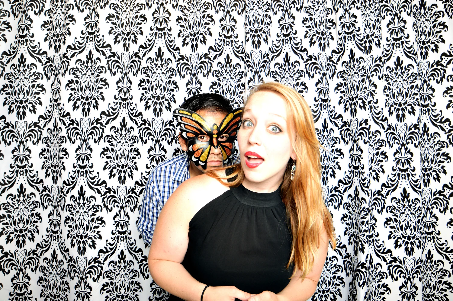 PhotoboothLexington_Flashing_contact.jpg