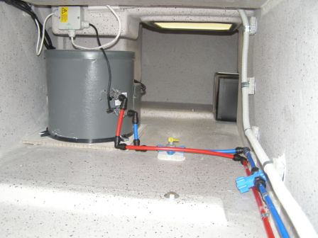 9. Gas-240 Volt Hot water & plumbing.JPG