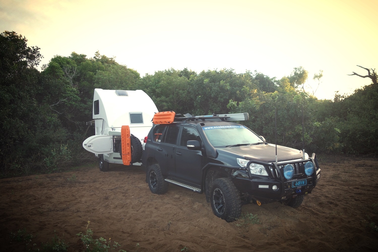 first nights camp at Carmilla beach - thanks to Paul from 4x4 review for towing our van!