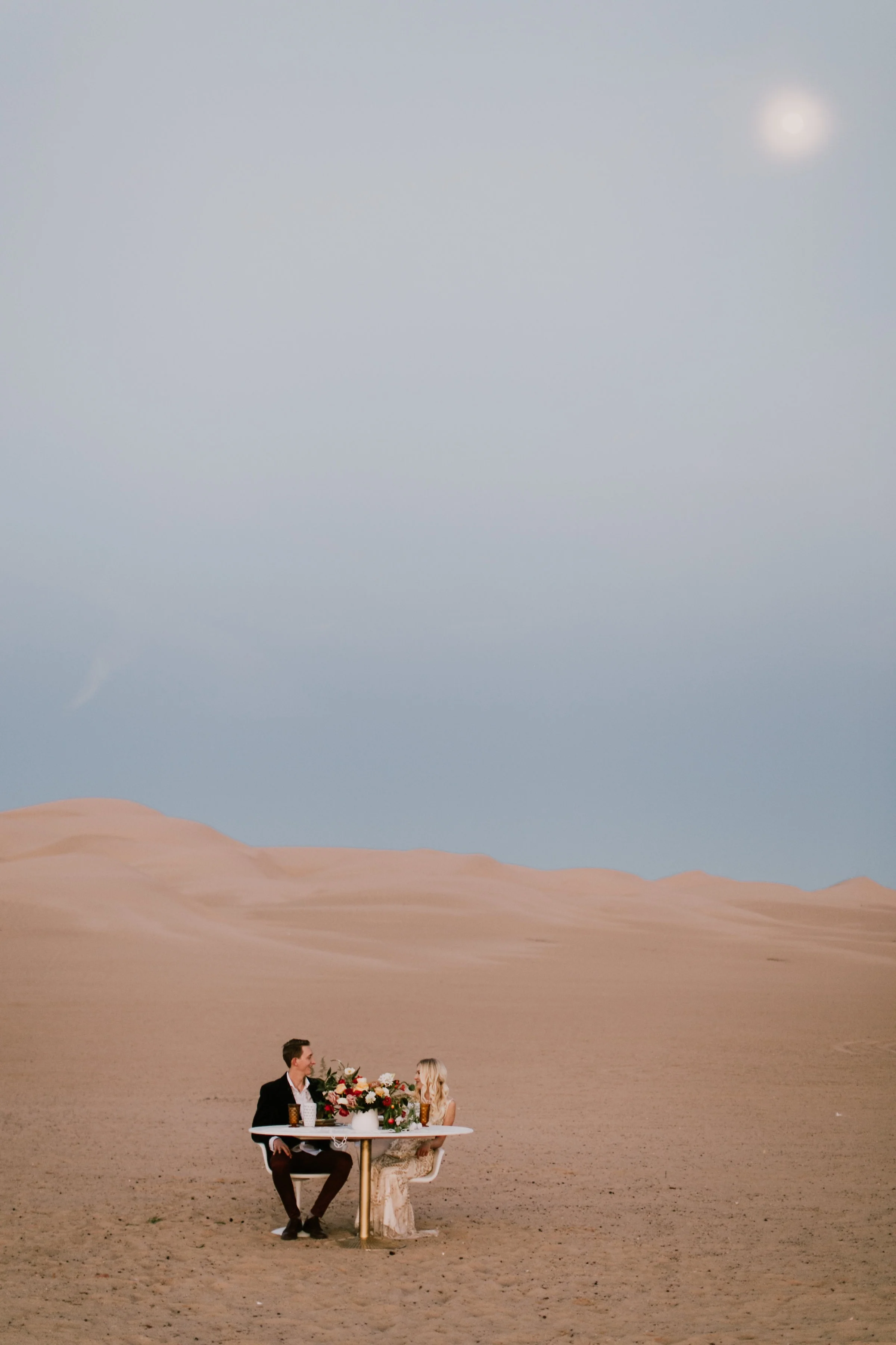 desertmoon.jpg