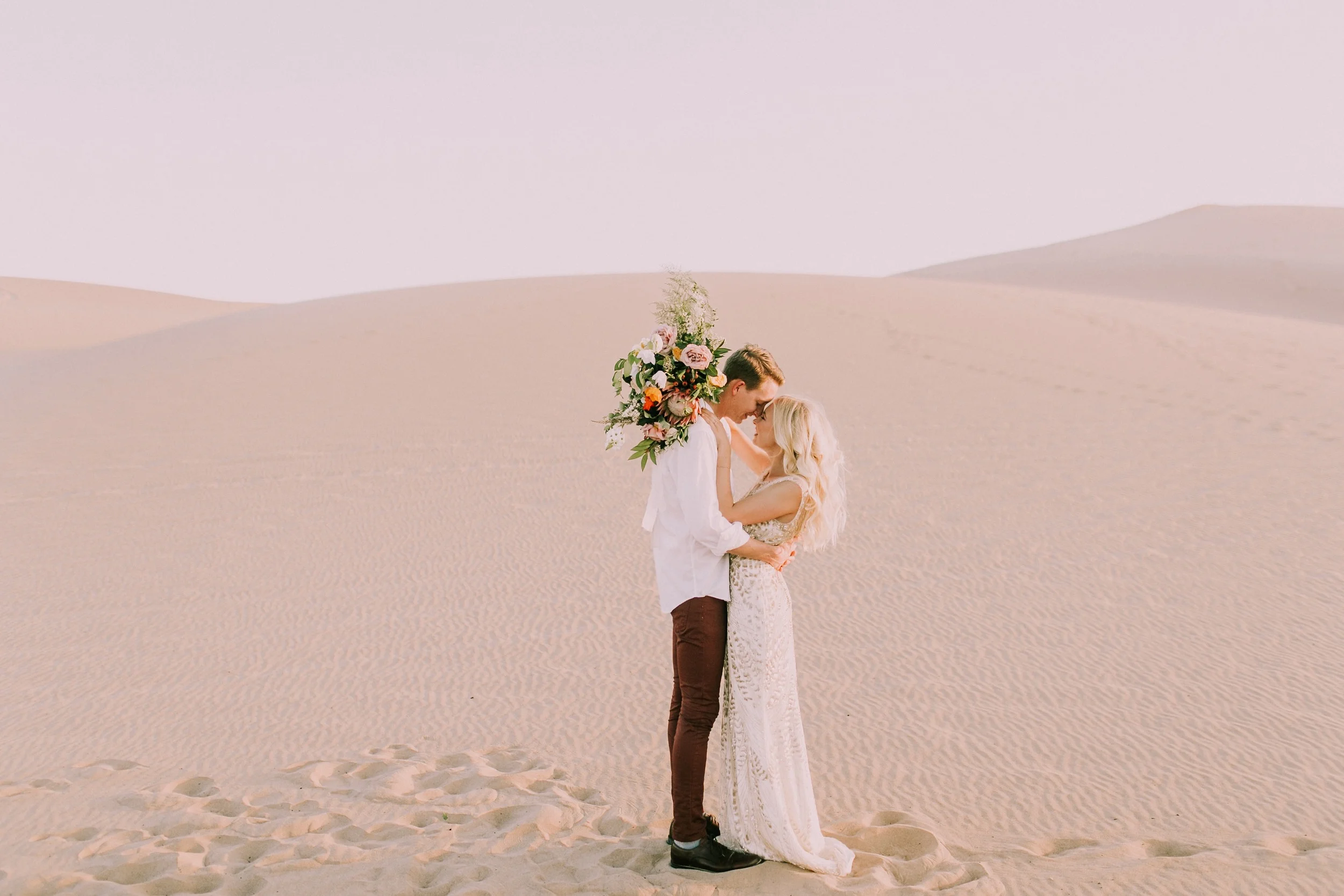 desertengagementshoot.jpg