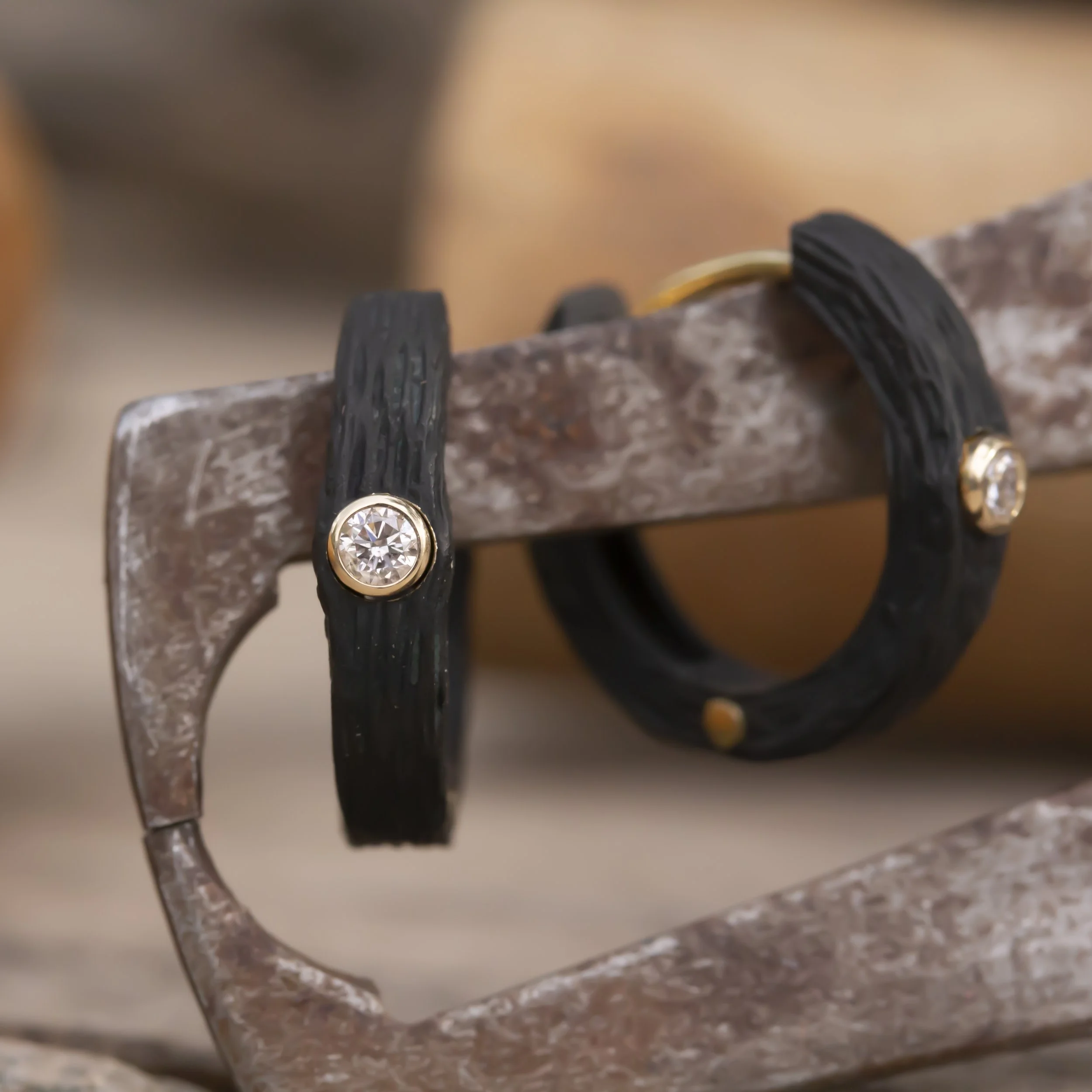 Pebble_bold_hinged_hoops copy.jpg