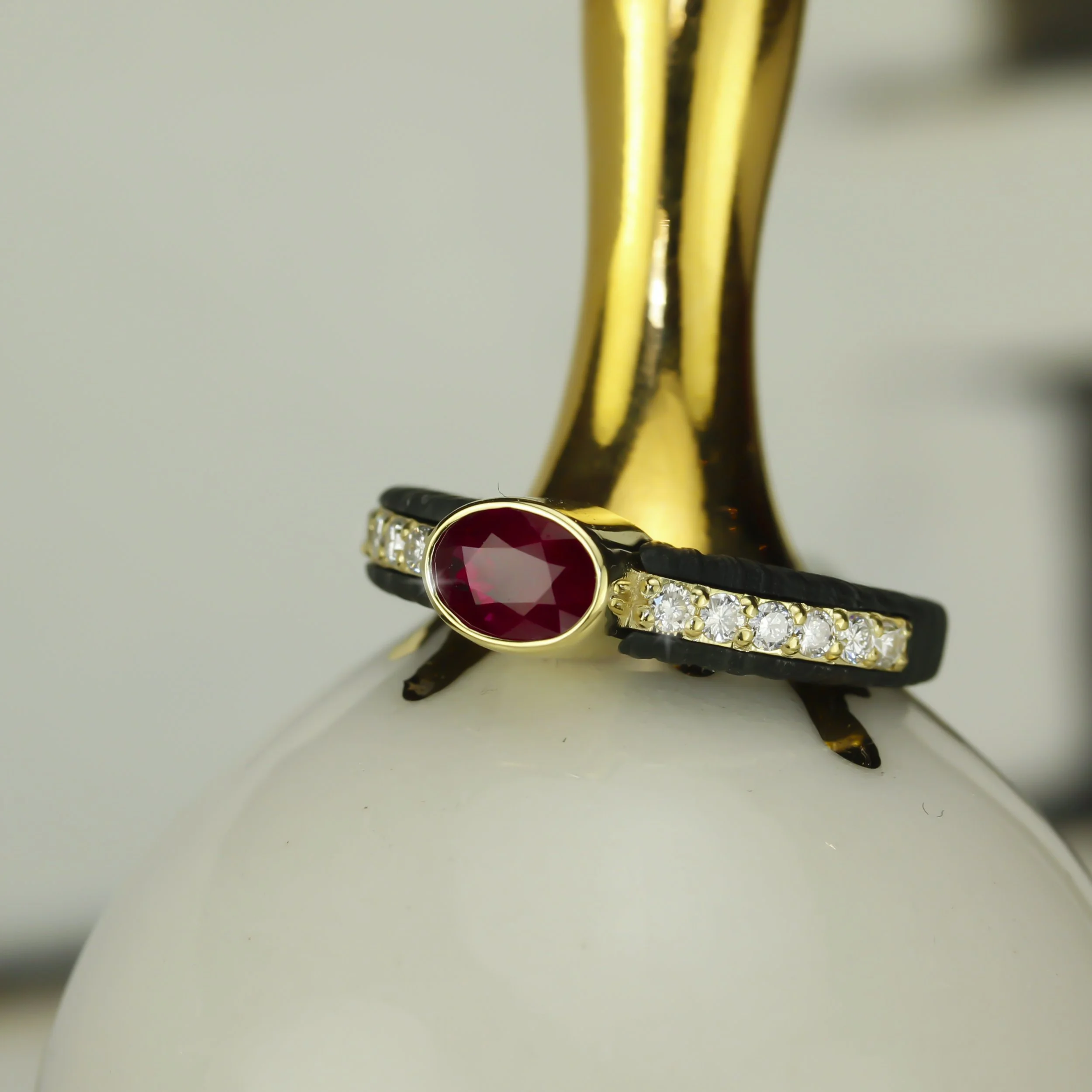 Ridge_ring_ruby_oval_goodman.jpg