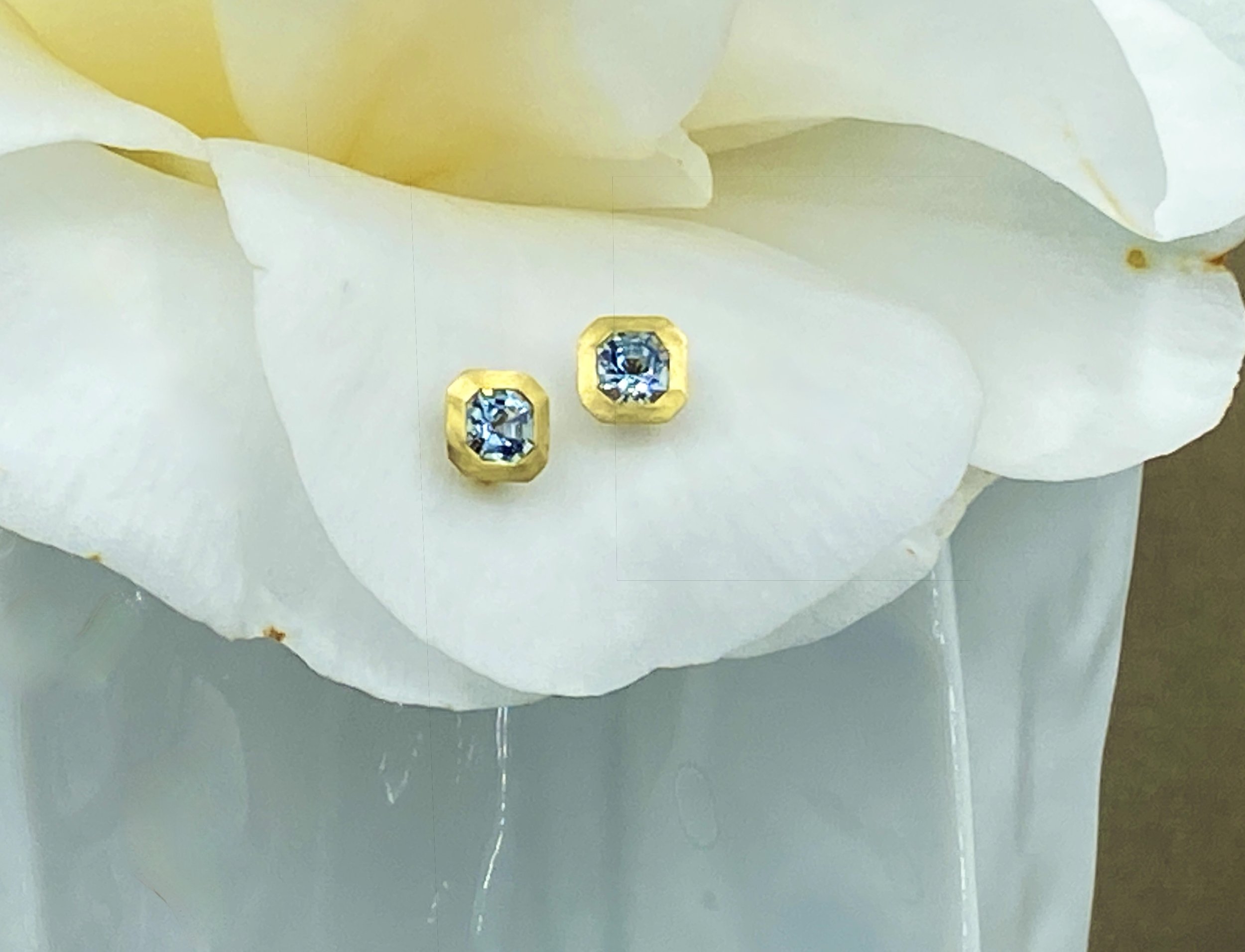 Aquamarine stud earrings