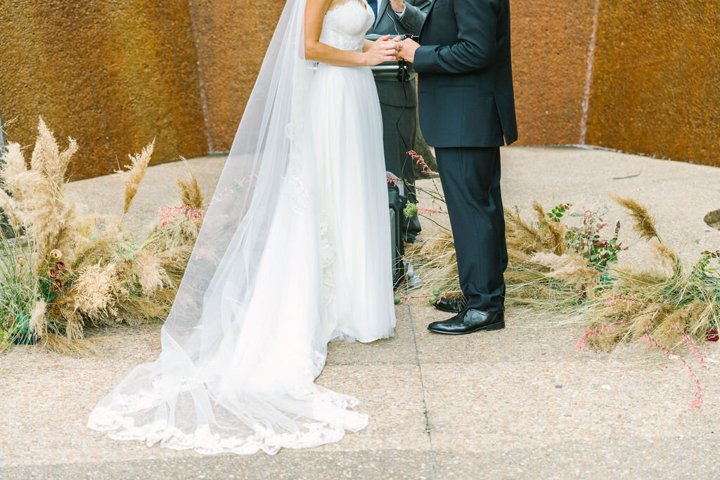 Ellen-Ashton-Photography-Dallas-Wedding-Photographers-Girt-and-gold-events-weddings111.jpg