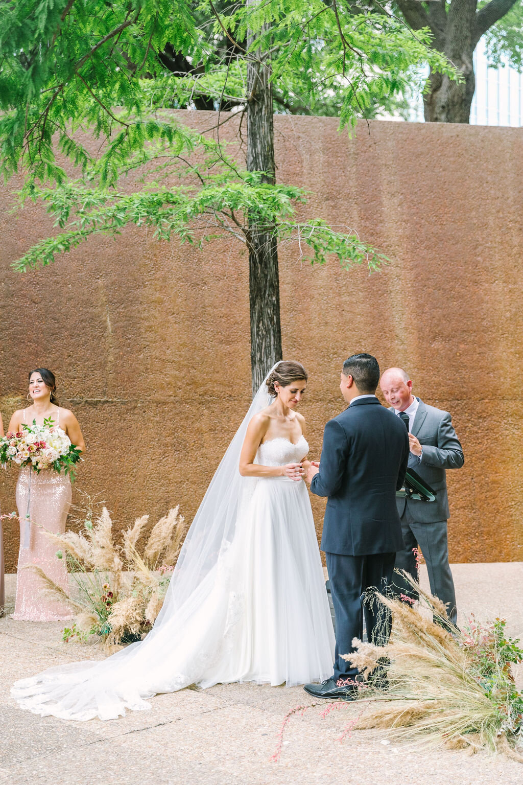 Ellen-Ashton-Photography-Dallas-Wedding-Photographers-Girt-and-gold-events-weddings109.jpg