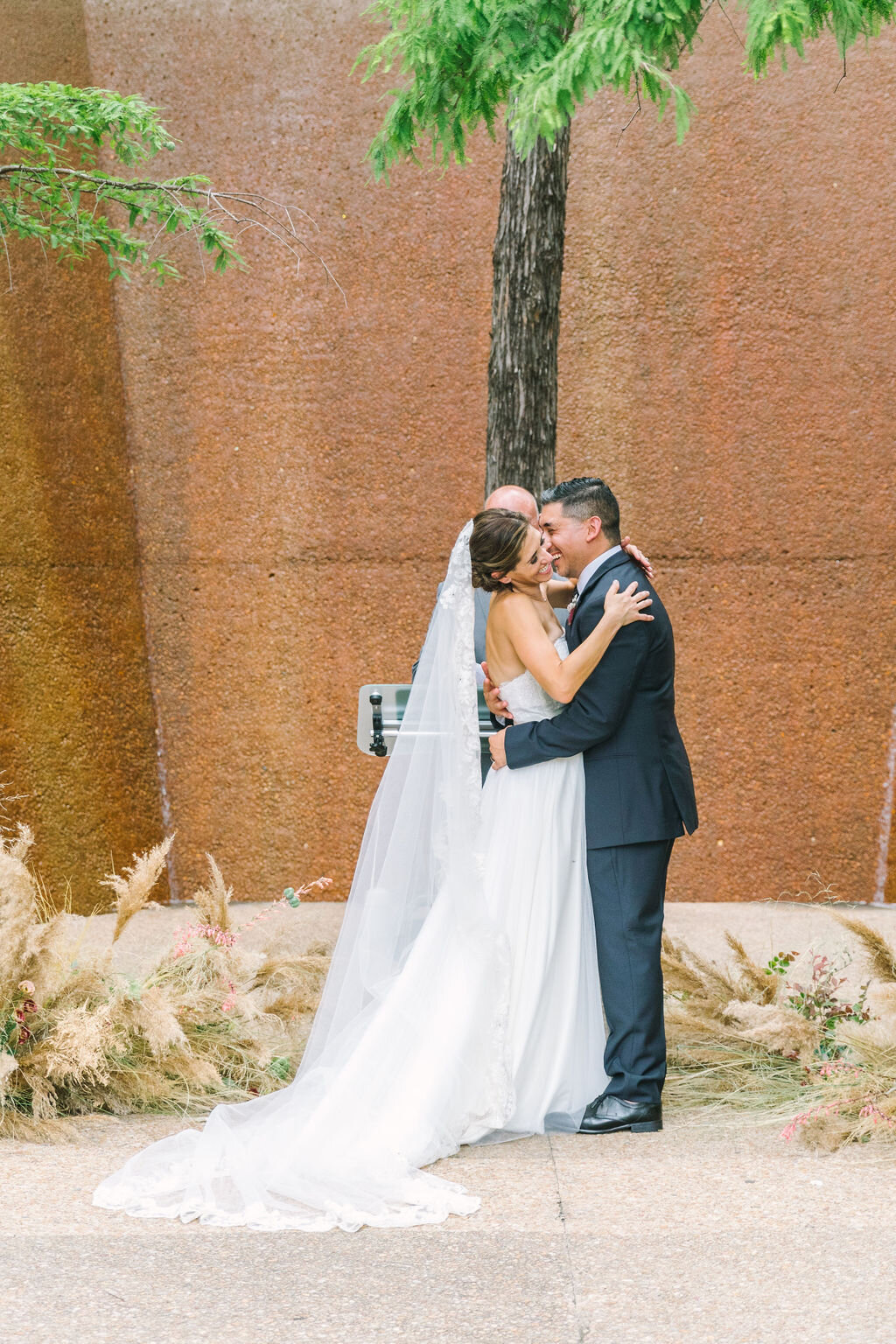 Ellen-Ashton-Photography-Dallas-Wedding-Photographers-Girt-and-gold-events-weddings119.jpg