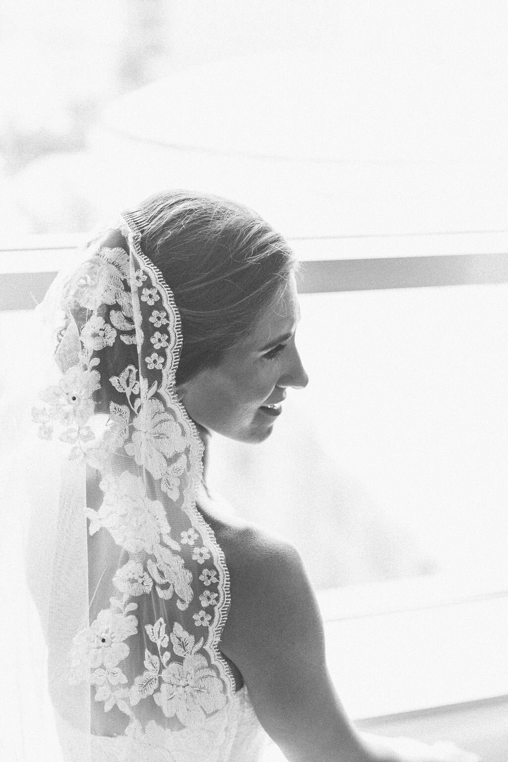 Ellen-Ashton-Photography-Dallas-Wedding-Photographers-Girt-and-gold-events-weddings350.jpg