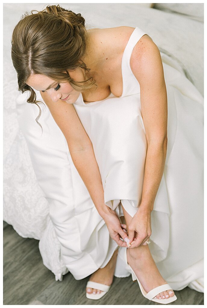 Ellen-Ashton-Photography--Dallas-Wedding-Photographer-Ivory-and-vine-event-co38.jpg