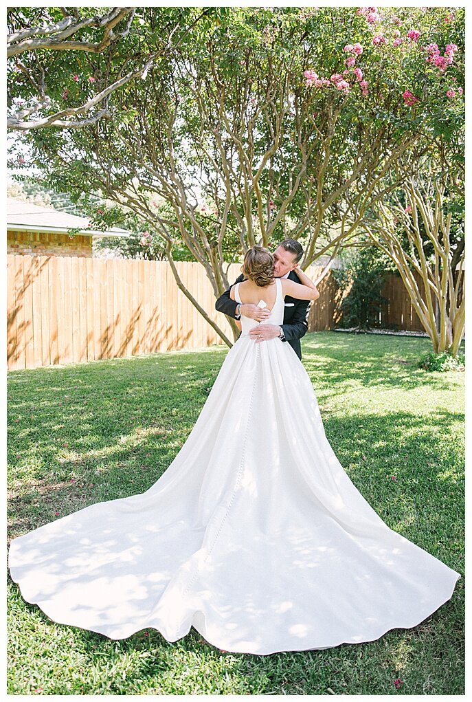 Ellen-Ashton-Photography--Dallas-Wedding-Photographer-Ivory-and-vine-event-co40.jpg