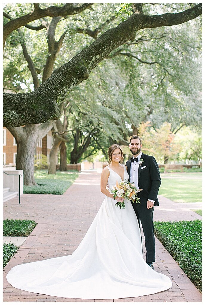 Ellen-Ashton-Photography--Dallas-Wedding-Photographer-Ivory-and-vine-event-co44.jpg