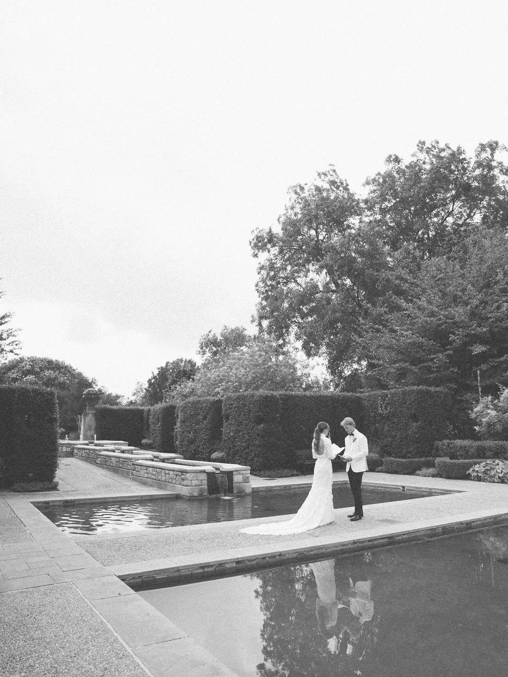 Ellen-Ashton-photography-Dallas-Wedding-Photographer-Dallas-Arboretum-Wedding19.jpg