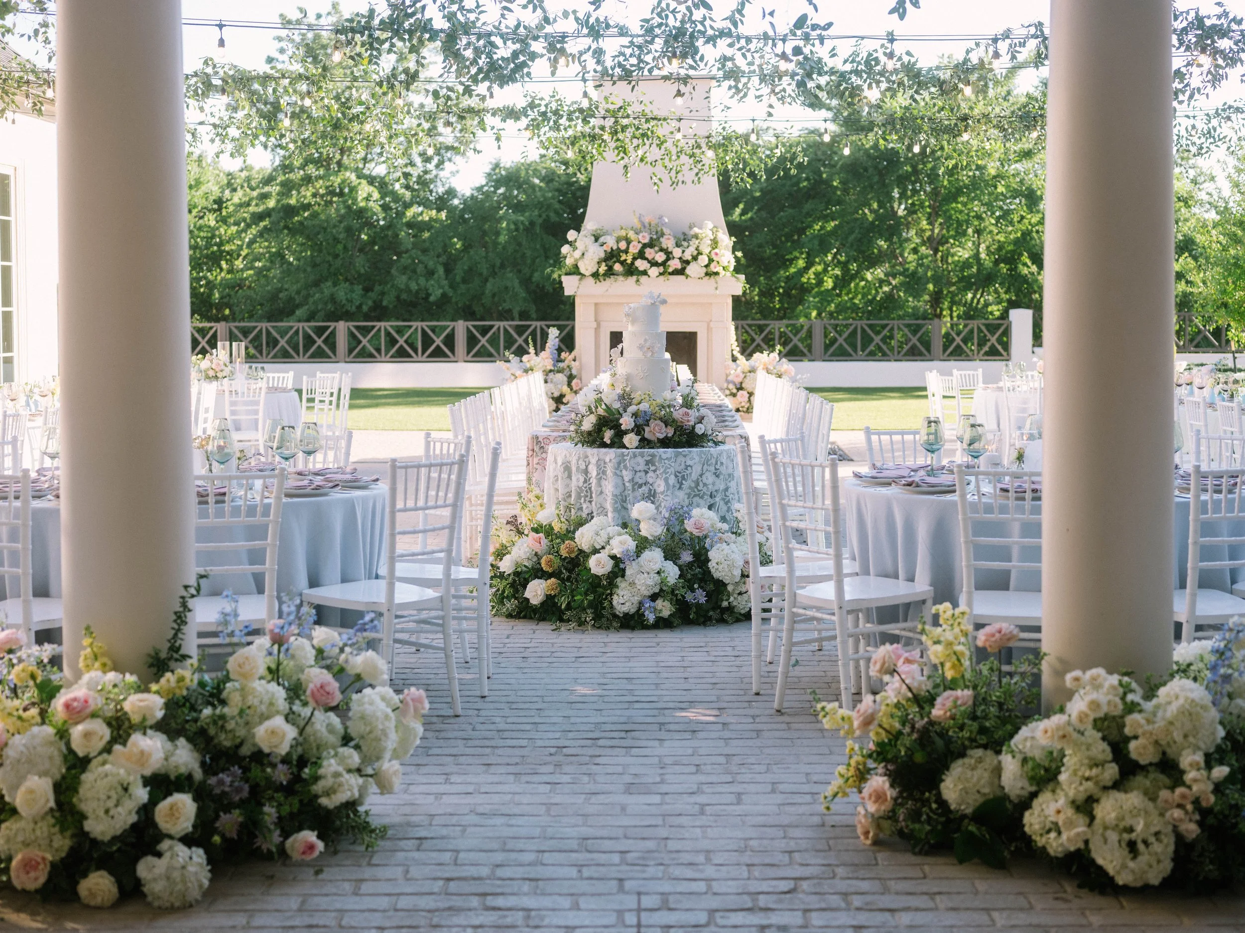 Ellen-Ashton-Photography-Dallas-Wedding-Photographer-The-Hillside-Estate-Weddings158.jpg